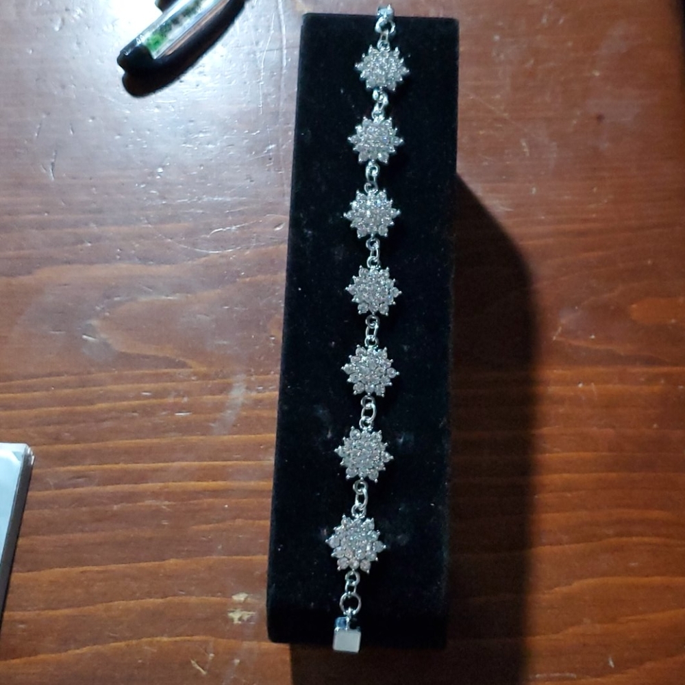 Stunning bracelet